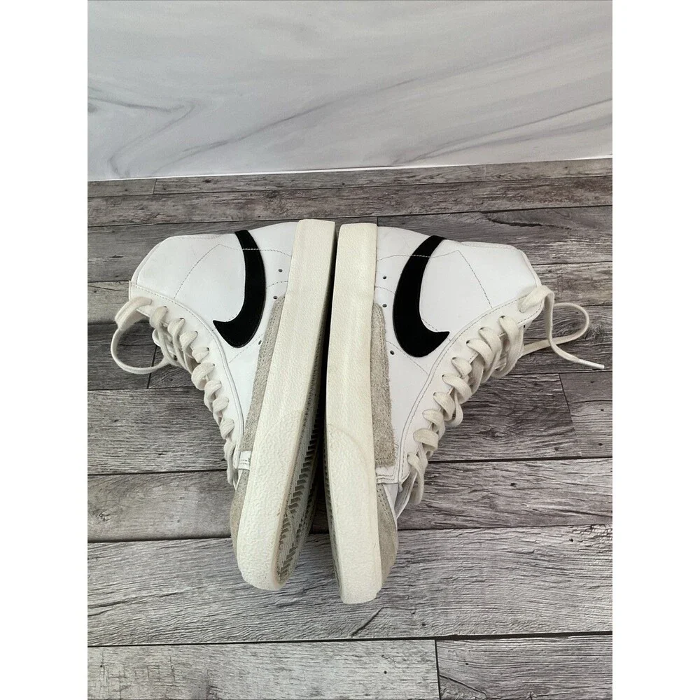 Nike Blazer Mid '77 Vintage White Black BQ6806-100 Og Men's Size 8.5 US